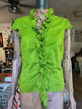Jones Wear Jeans Y2K 2000's Lime Green Ruffled Cap-Sleeve Blouse